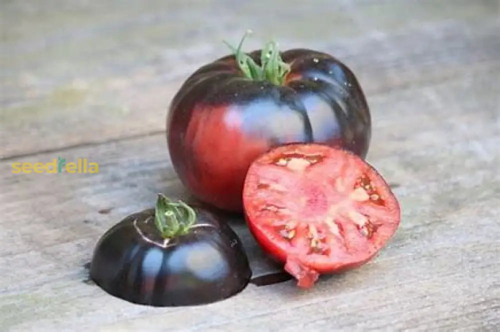 Black tomato plant seeds for vegetable gardens