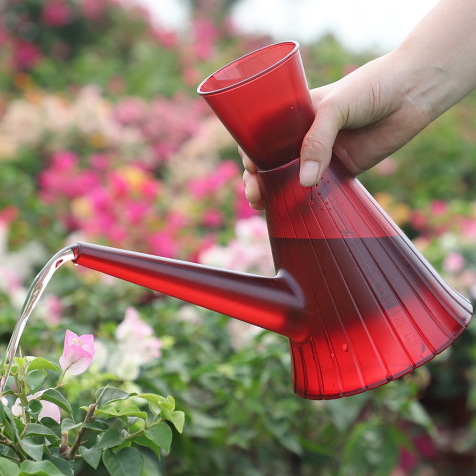 Transparent Plastic Watering Pot – Durable And Lightweight Garden Tools